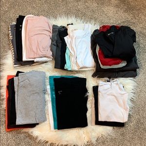 28 piece Maternity Lot 🤍